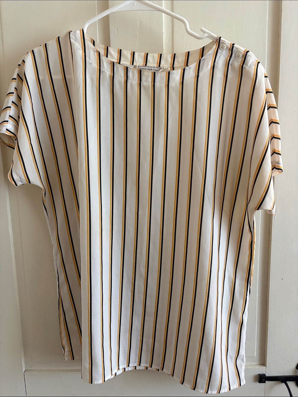 Jones New York White Short-Sleeve Top with Yellow and Black Stripes